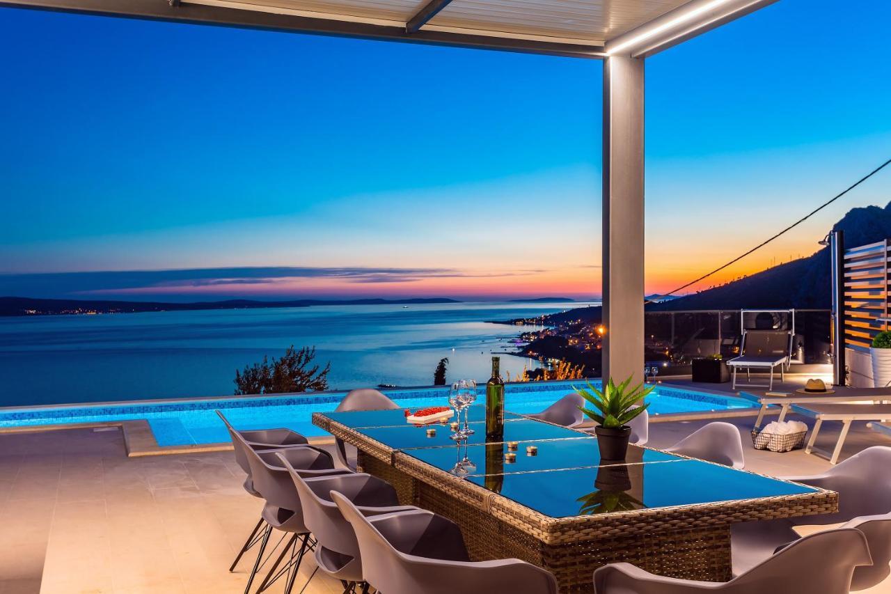 Villa Belvedere With Heated Pool, Billiards, Media Room, Sea Views,10 Pax Omiš Dış mekan fotoğraf