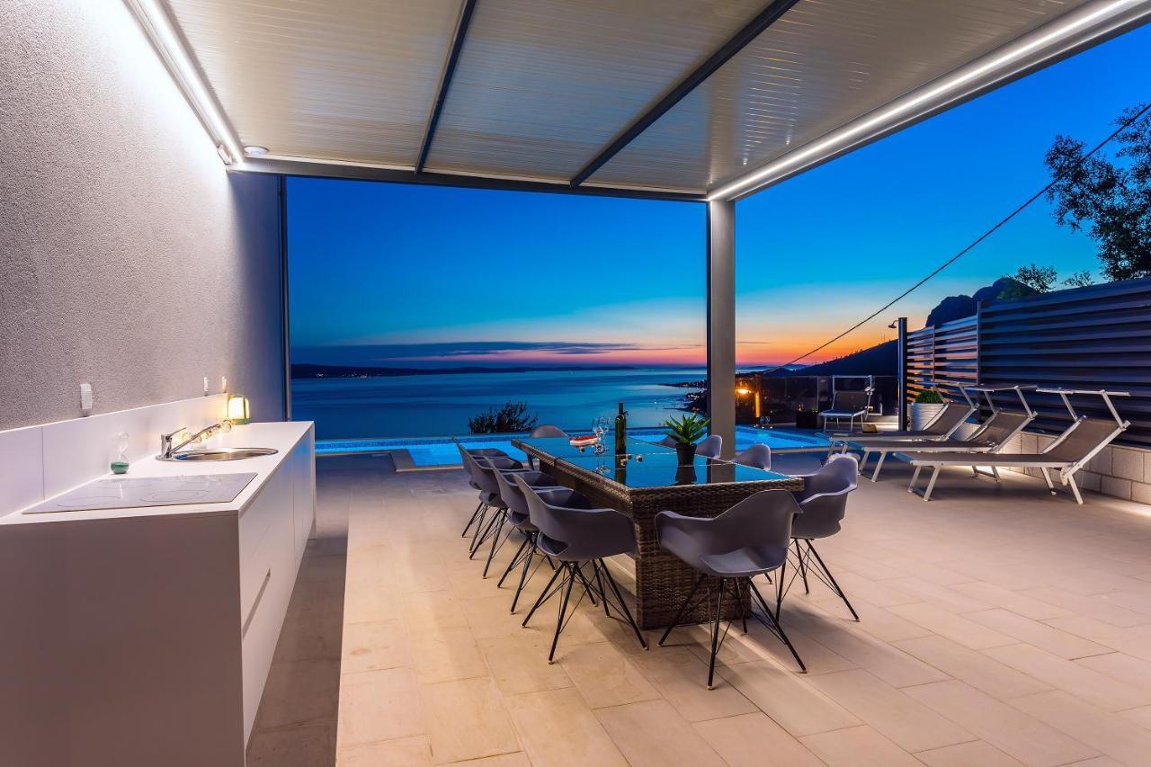 Villa Belvedere With Heated Pool, Billiards, Media Room, Sea Views,10 Pax Omiš Dış mekan fotoğraf