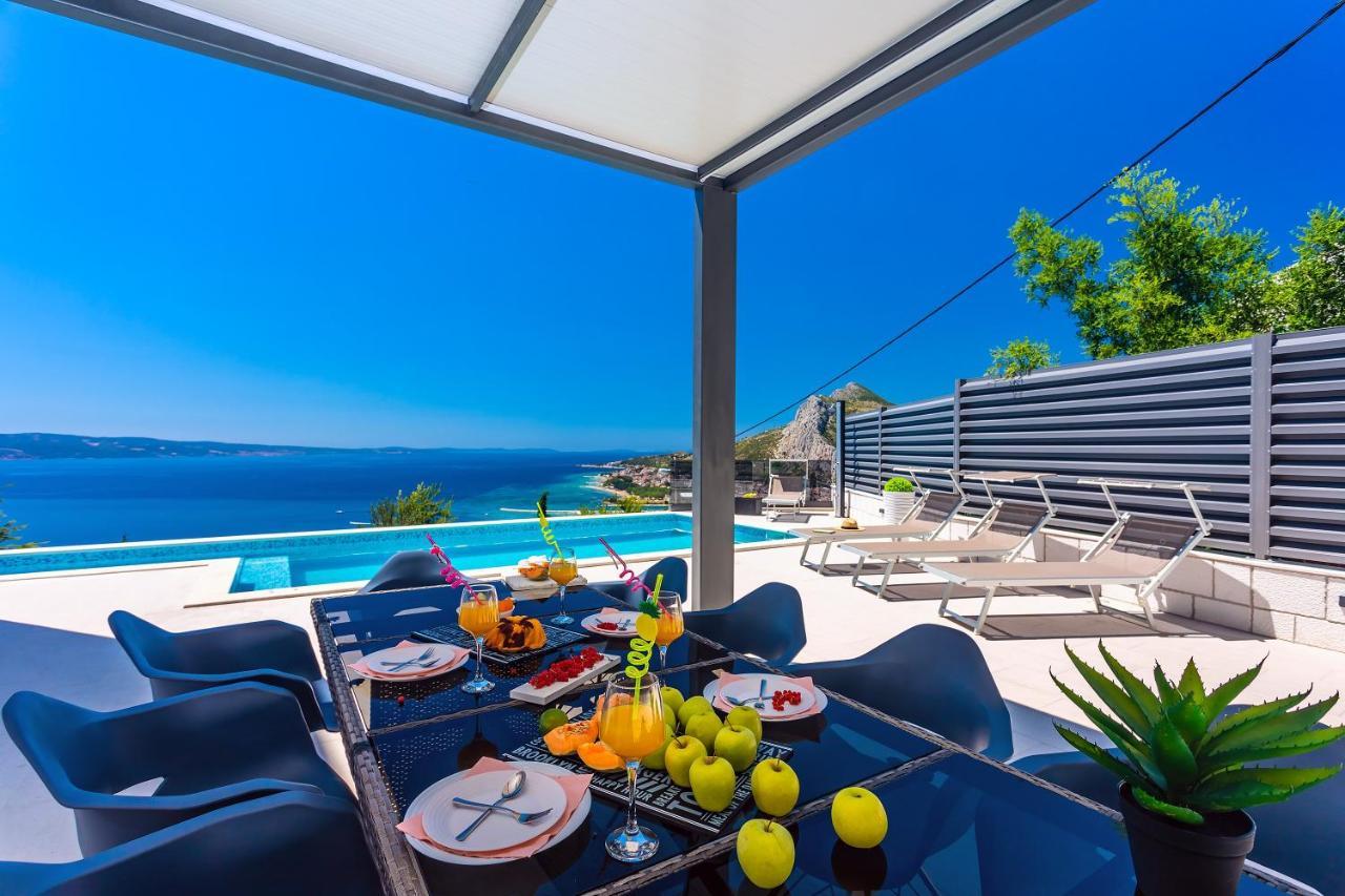 Villa Belvedere With Heated Pool, Billiards, Media Room, Sea Views,10 Pax Omiš Dış mekan fotoğraf